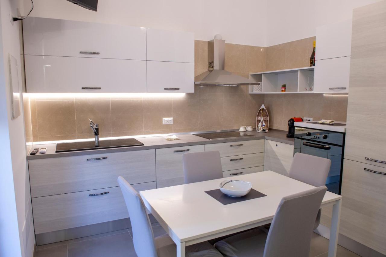 Joyce Luxury Suite Monopoli Exteriör bild