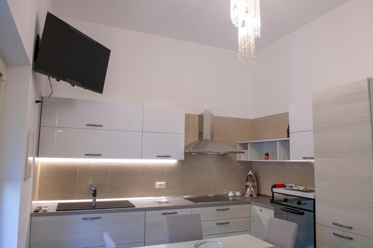 Joyce Luxury Suite Monopoli Exteriör bild